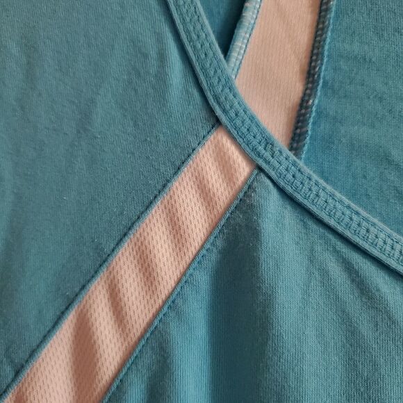 Womens Danskin shirt •blue/white•large - Picture 10 of 10